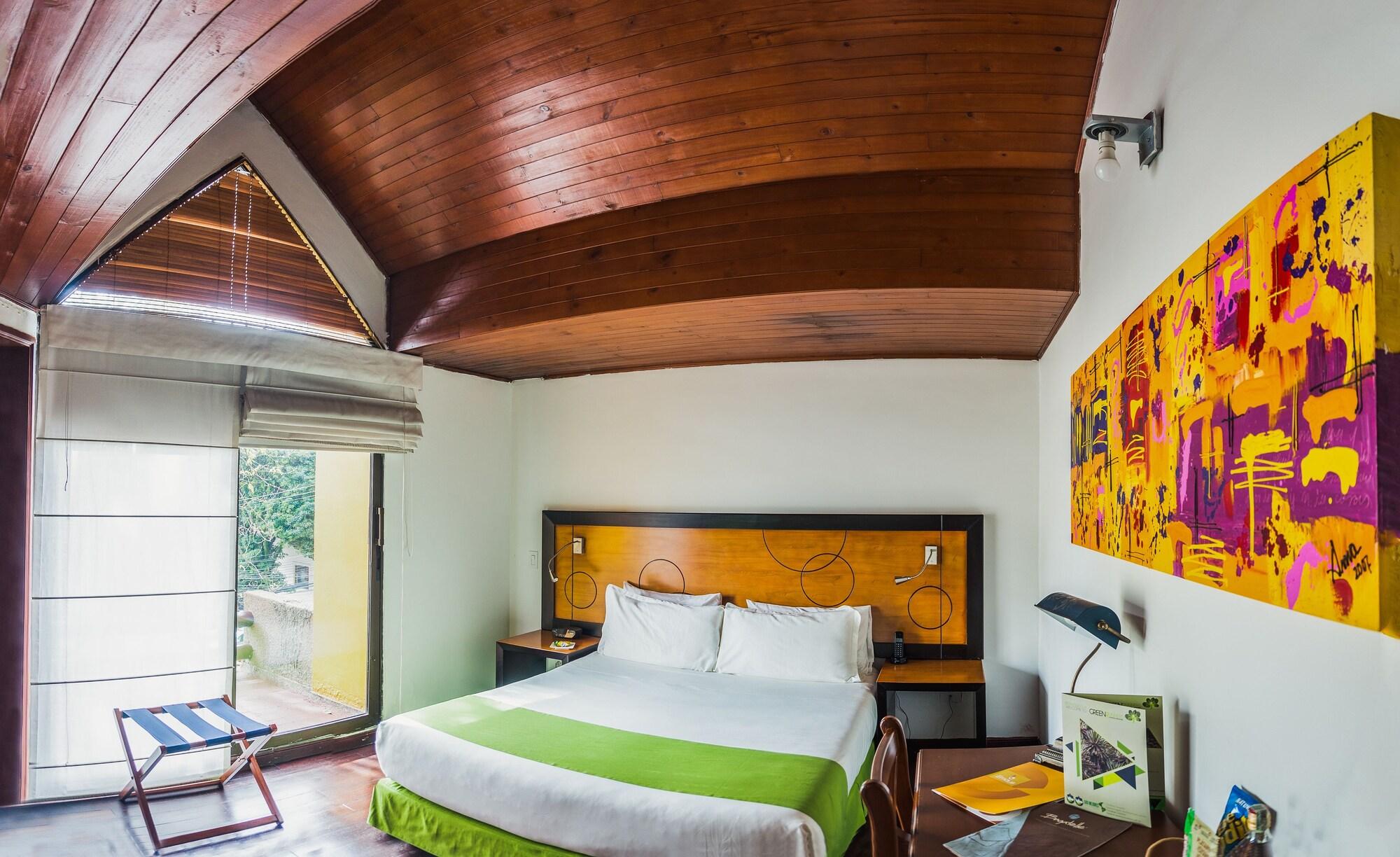 Hotel Emaus Bogota Bagian luar foto
