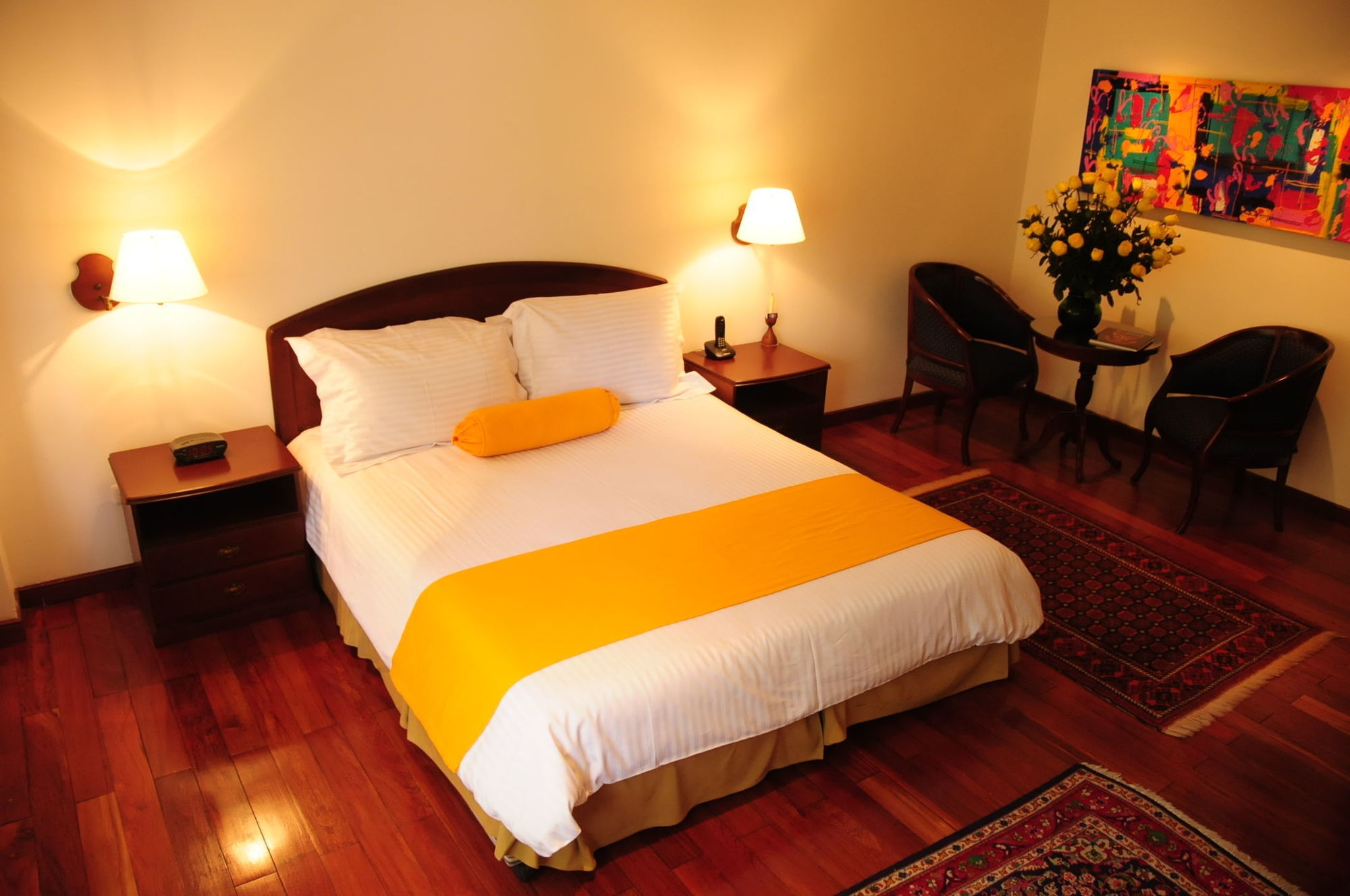 Hotel Emaus Bogota Bagian luar foto