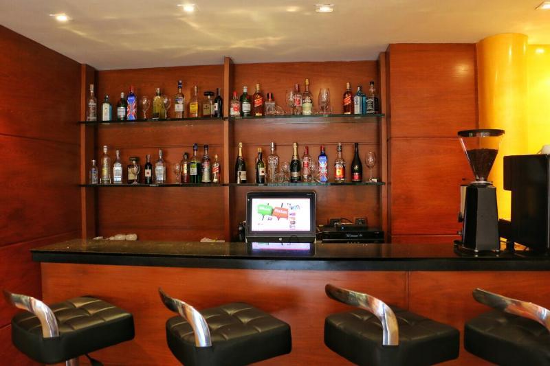 Hotel Emaus Bogota Bagian luar foto