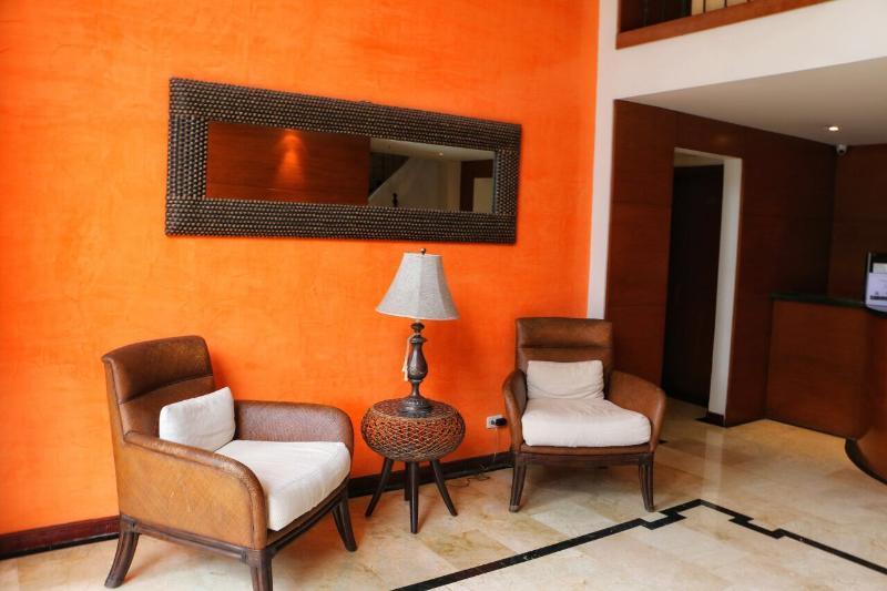 Hotel Emaus Bogota Bagian luar foto